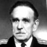 Мейер Карл  Генрихович - капитан 1-го ранга, преподаватель судоводительского цикла.